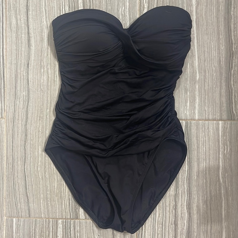 La blanca black one piece bathing suit